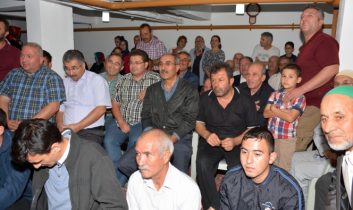 Fatih Mahallesinden AK Partiye Büyük Destek