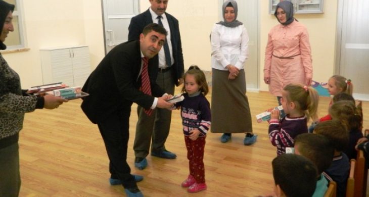 Gülağaç’ta Öğrencilere Ağız Bakım seti dağıtıldı