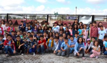 Hayvan Rehabilitasyon Merkezi, Hayvan Severlerin ve Öğrencilerin Akınına Uğruyor