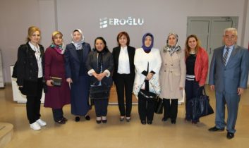 ‘Çalışan kadınlarımızın da yanındayız’