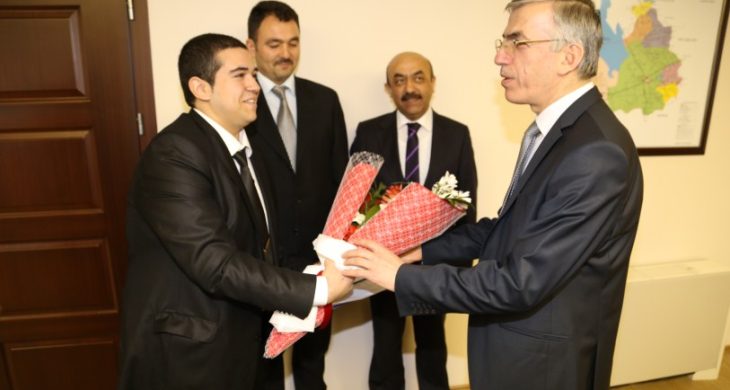 Aksaray Öğrenci Meclisi Başkanı’ndan Vali Ataklı’ya Ziyaret