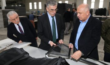 Vali Ataklı OSB’deki fabrikaları ziyaret etti