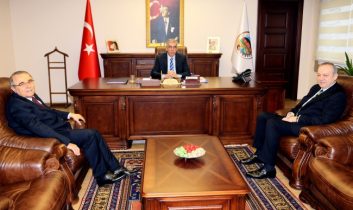Sütaş Yönetim Kurulu Başkanı Vali Ataklı’yı ziyaret etti