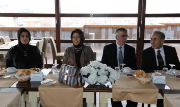 Adana Valisi Mustafa Büyük Vali Şeref Ataklı’yı ziyaret etti