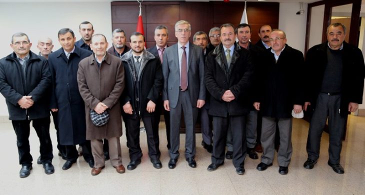 Boğazköy Köyü Muhtarı ve ihtiyar heyeti Vali Şeref Ataklı’yı ziyaret etti