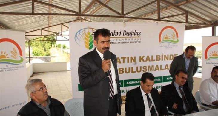 Akin Köyünde Anıza Doğrudan Ekim Konulu Tarla Günü Düzenlendi