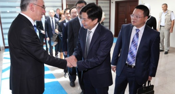 Çin Ankara Büyükelçisi Vali Ataklı’yı ziyaret etti