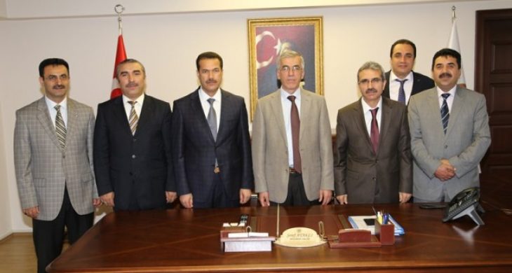 Vali Ataklı; Topraksız bir hayat sürdürülemez