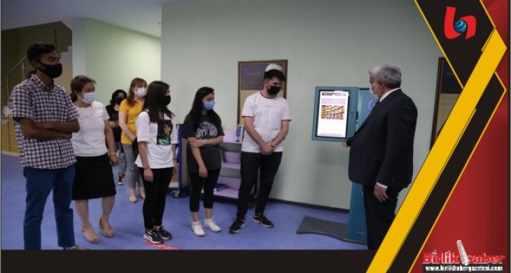 Lise Öğrencileri ASÜ’de