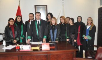 Aksaray Barosu Özgecan Cinayeti ve İç Güvenlik Paketi Basın Açıklaması‏ yaptı