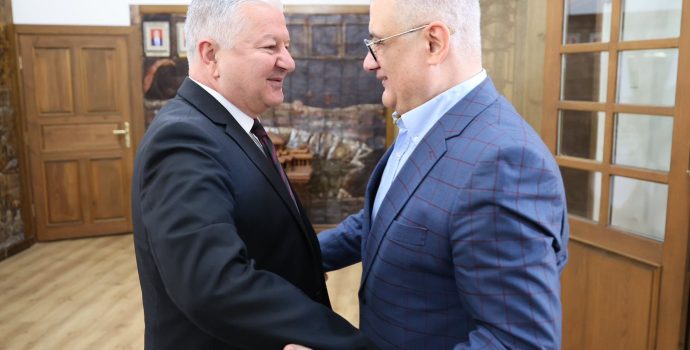 Önceki Dönem Aksaray Valisi Aykut Pekmez’den Vali Murat Duru’ya Hayırlı Olsun Ziyareti