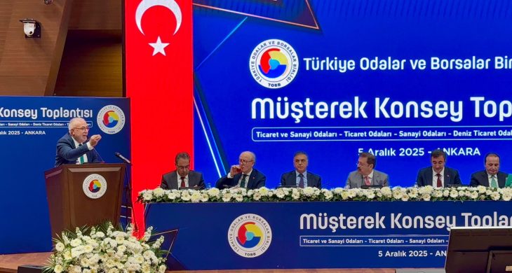 Özkök Masaya Yumruğu Vurdu: ‘Zaman Kalmadı! Su Gelmeli, Demiryolu Başlamalı!