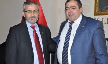 Prof. Dr. Ayhan’dan Başkan Koçak’a Hayırlı Olsun Ziyareti