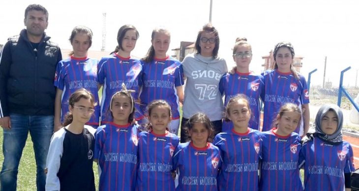 Aksaray Hamidiye Ortaokulu Yarı Finalde