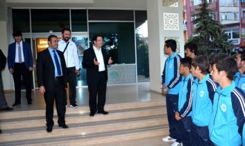 Belediye Spor Kulübü Sporcuları Çanakkaleye Uğurlandı