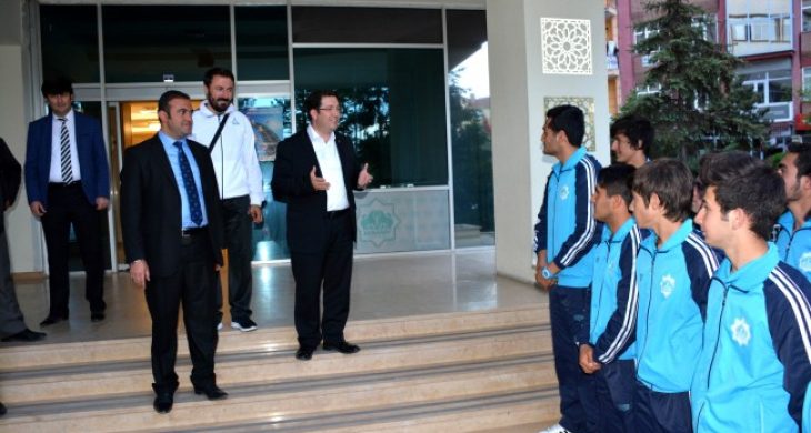 Belediye Spor Kulübü Sporcuları Çanakkaleye Uğurlandı