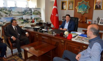 Başkan Yazgı “Radyolar Bizim Olmazsa Olmazımız”