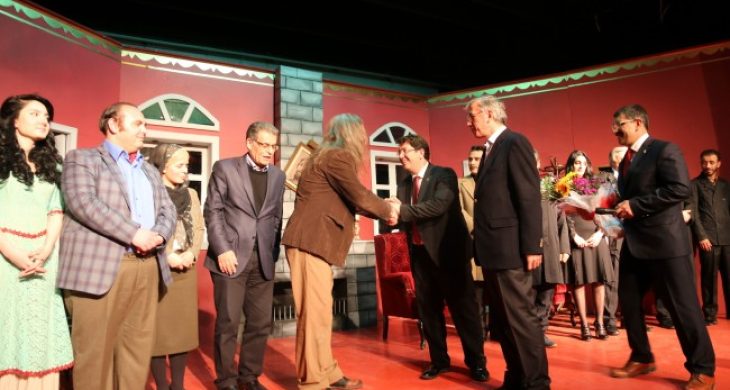‘Bir Adam Yaratmak’ Tiyatro Salonunda Sahnelendi
