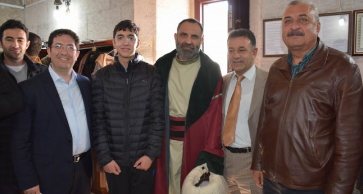 Başkan Yazgı, YGS’de Türkiye İkincisini Ödüllendirdi