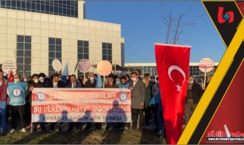 Sağlık-Sen üyesi Sağlıkçılar 1 gün iş bırakma eylemi yaptılar