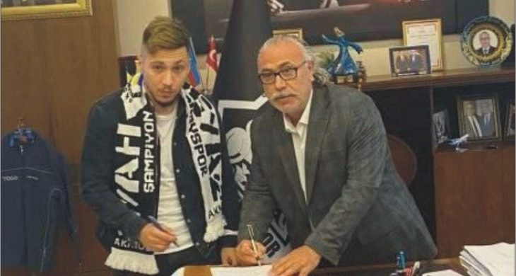 Sol Bek’e Yıldız