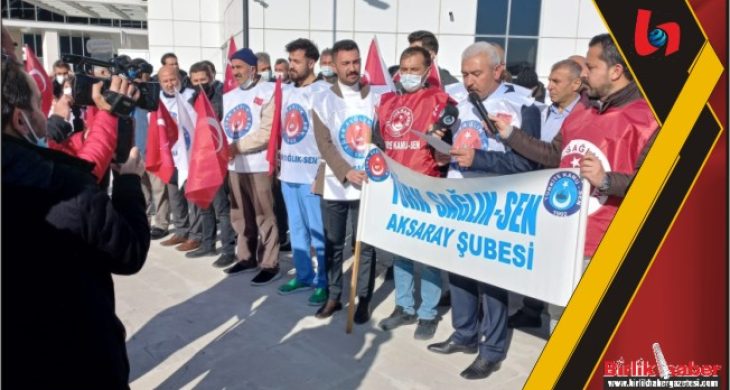 Türk Sağlık-Sen üyesi Sağlıkçılar 1 gün iş bıraktı
