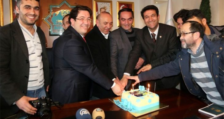 Gazetecilerden Başkan Yazgı’ya Doğum Günü Sürprizi