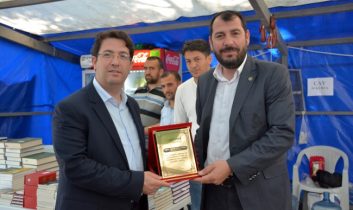 Verenel Derneği’nden Başkan Yazgı’ya Teşekkür Plaketi