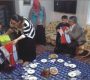 Vali Aykut Pekmez vatandaşların iftar sofrasına misafir oluyor