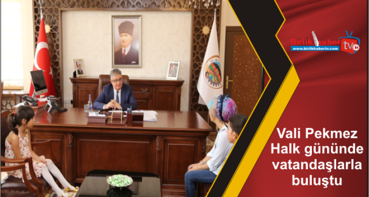 Vali Pekmez, Halk gününde vatandaşlarla buluştu