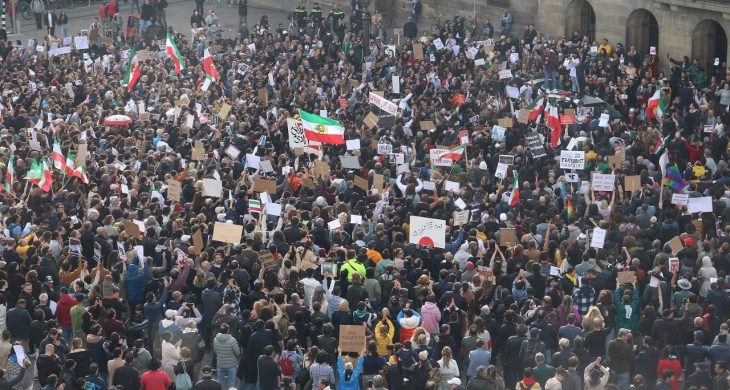 AB ülkelerinden İran uyarısı: Vatandaşlara “ülkeyi terk edin” çağrısı
