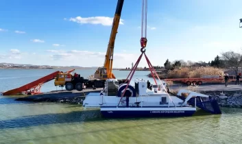 ABB, Başkent göl ve göletlerinde temizlik çalışmalarını sürdürüyor