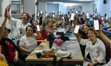 ABB’den emeklilere sosyal yaşam desteği: Emekliler ABB’nin lokallerinde buluşuyor