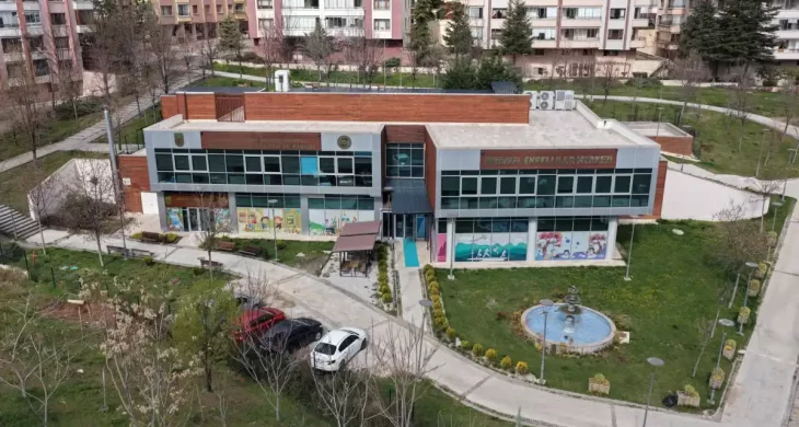 ABB’den özel gereksinimli çocuklar ve ailelerine destek