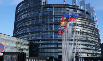 AB’den nükleer atılım: 330 milyon euroluk destek