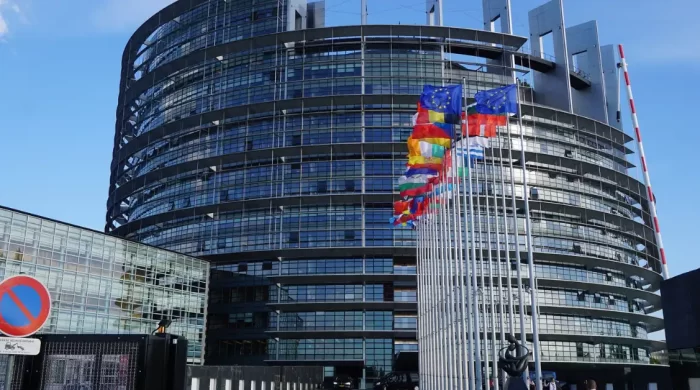 AB’den nükleer atılım: 330 milyon euroluk destek