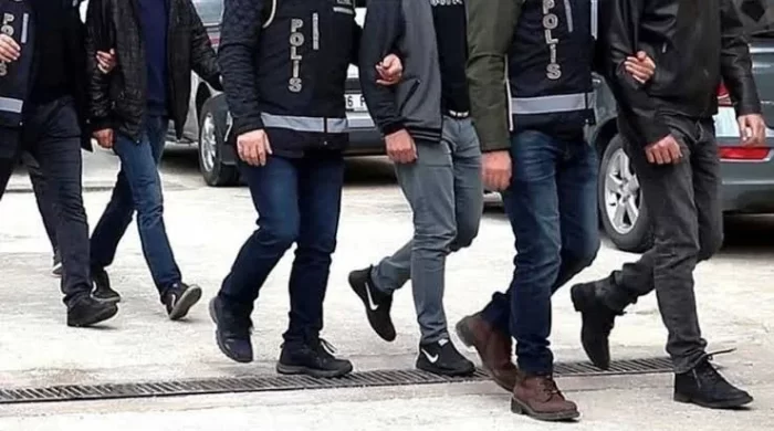 Adana merkezli soruşturmada Alparslan Kuytul ve eşi tutuklandı