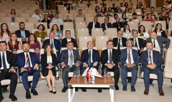 Adana’da “Çukurova Sağlık Turizmi Çalıştayı” başladı