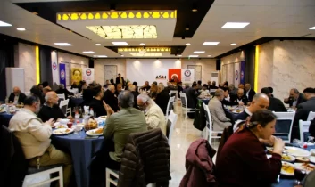 Adana’da sivil toplum ve eğitim camiası iftar sofrasında buluştu