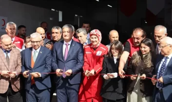 Adana’da Türk Kızılay’dan aşevi hizmeti