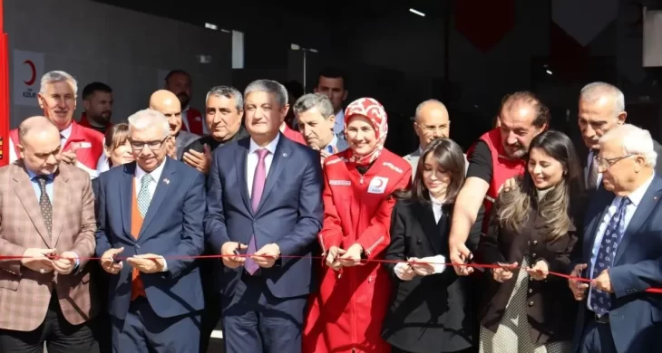 Adana’da Türk Kızılay’dan aşevi hizmeti