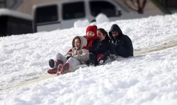 Adana’nın 3 ilçesinde eğitime kar engeli…