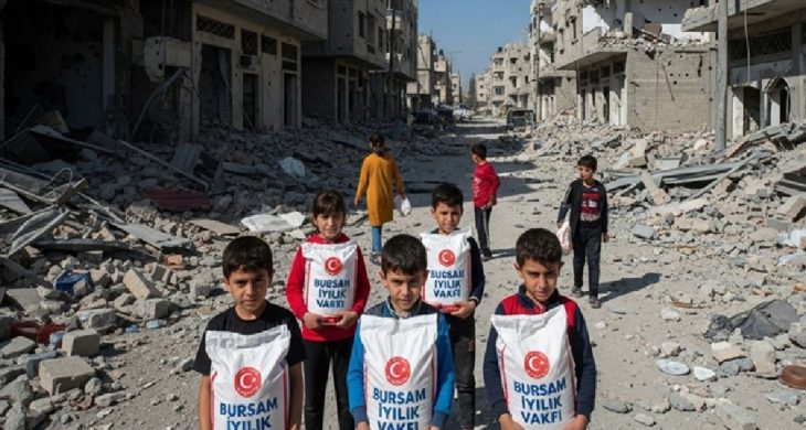 Bursam İyilik Vakfı Gazze’deki çocuklara umut oldu: Tırlar dolusu yardım Gazze’de