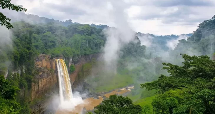 Susuz’da şehit mezarlıklarına vefa: Bakım ve temizlik çalışmaları gerçekleştirildi
