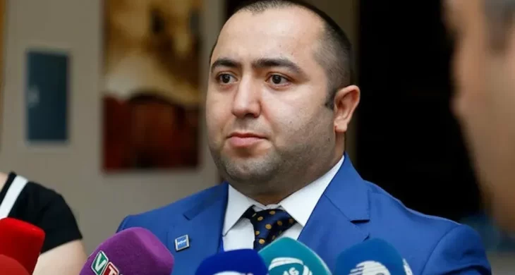 Cumhurbaşkanı Aliyev, TİMBİR Azerbaycan Temsilcisi Agil Alesger’i ödüllendirdi