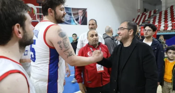 Ağrı Gençlik Spor dolu dizgin: Potada farklı galibiyet!