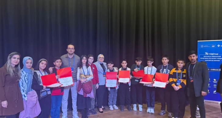Ağrılı öğrenciler TÜBİTAK Türkiye finallerine iki projeyle katılacak