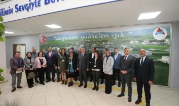 AİÇÜ’de 4 bölüm FEDEK tarafından akredite edildi