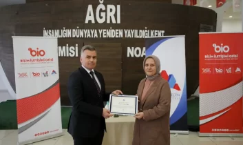 AİÇÜ’de Bilim Kafe Buluşmalarında “İklim Değişikliği” Konuşuldu