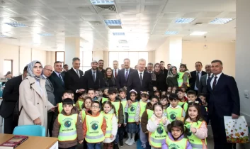 AİÇÜ’de Kütüphaneler Haftası kapsamında okuma etkinliği gerçekleştirildi